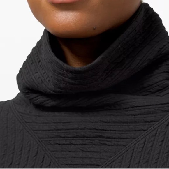 Lululemon Like New Retreat Yourself - Picture 12 of 12